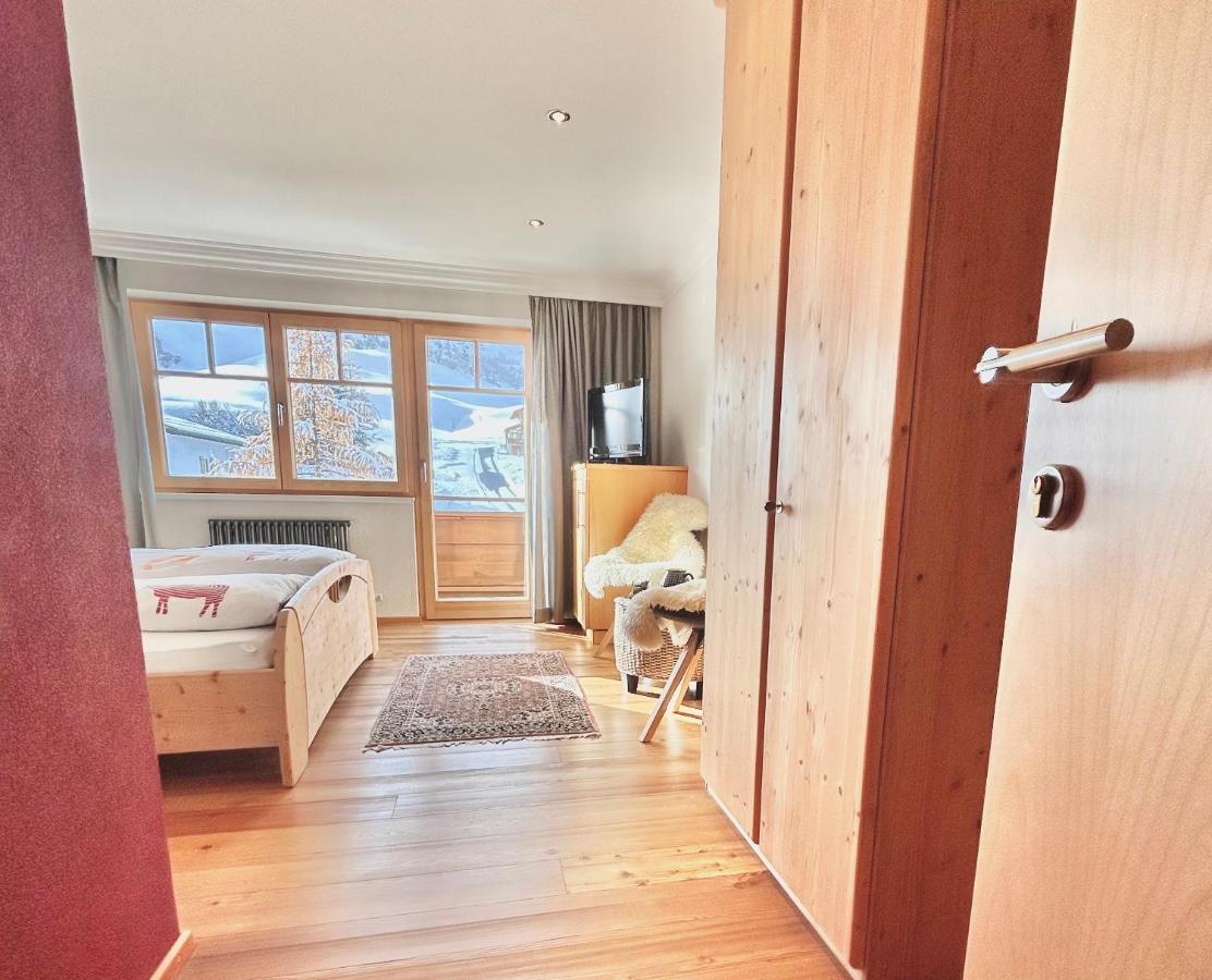 Haus Wallis By Stayfritz - Ski-In Ski-Out Zimmer 'Garni' Am Arlberg Warth  Exterior foto